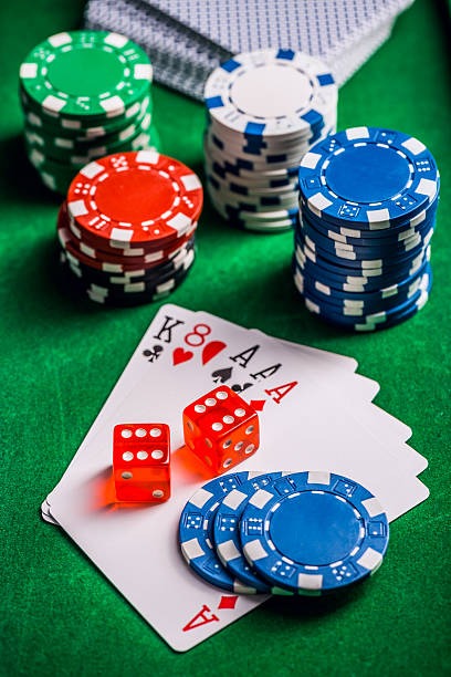Two-digit draw screen with pay table visible Ekor Number game draw screen showing two-digit result and pay table